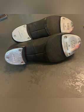 Bloch Ladies Tap Flex Slip On Leather Tap Shoes in Black 4.5 (S0389L)